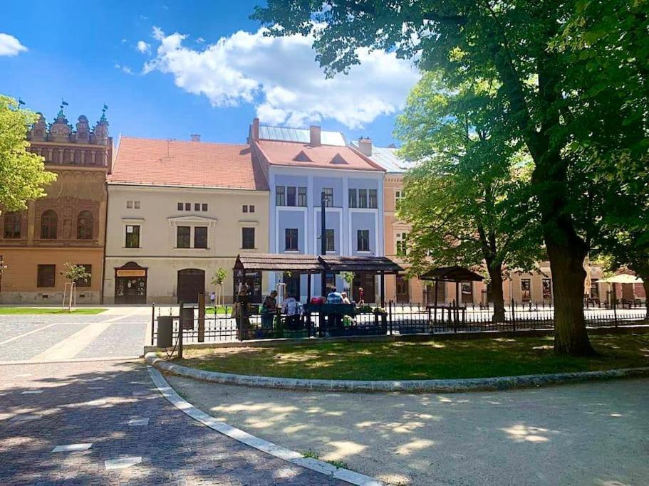 Historical Zaffir House - Market Square เลอโวชา ภายนอก รูปภาพ